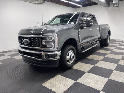 2026 Ford Super Duty F-350 DRW LARIAT