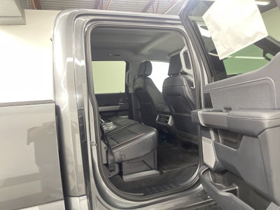 2026 Ford Super Duty F-350 DRW LARIAT