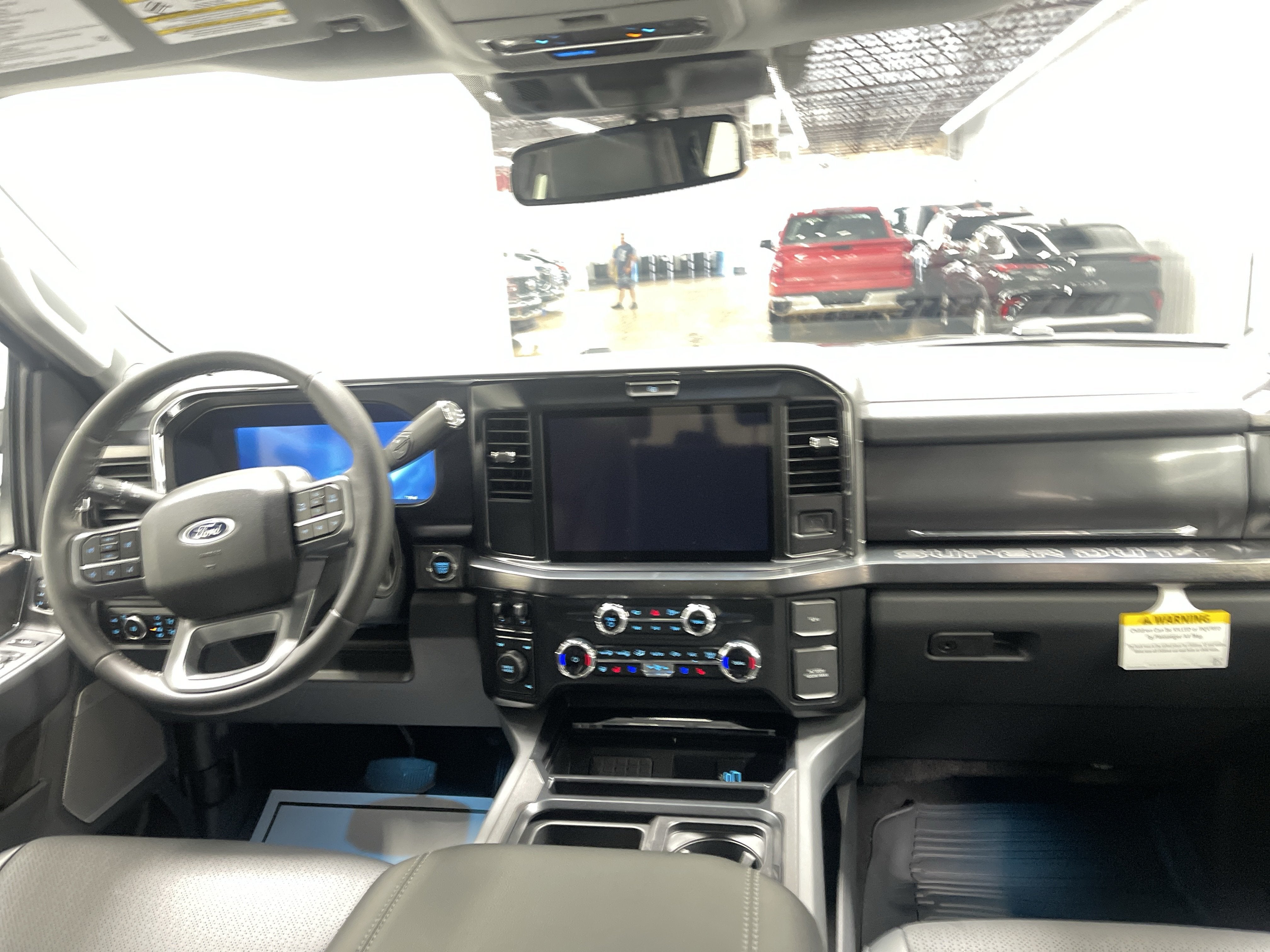 2026 Ford Super Duty F-350 DRW LARIAT