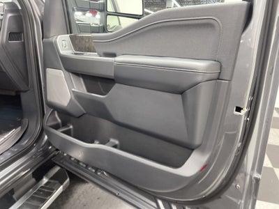 2026 Ford Super Duty F-350 DRW LARIAT
