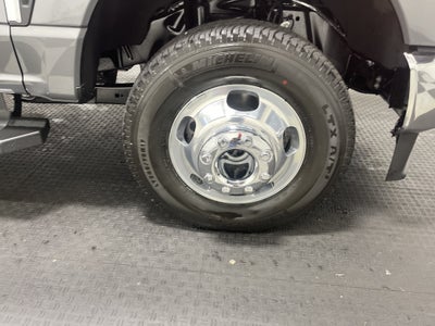 2026 Ford Super Duty F-350 DRW LARIAT