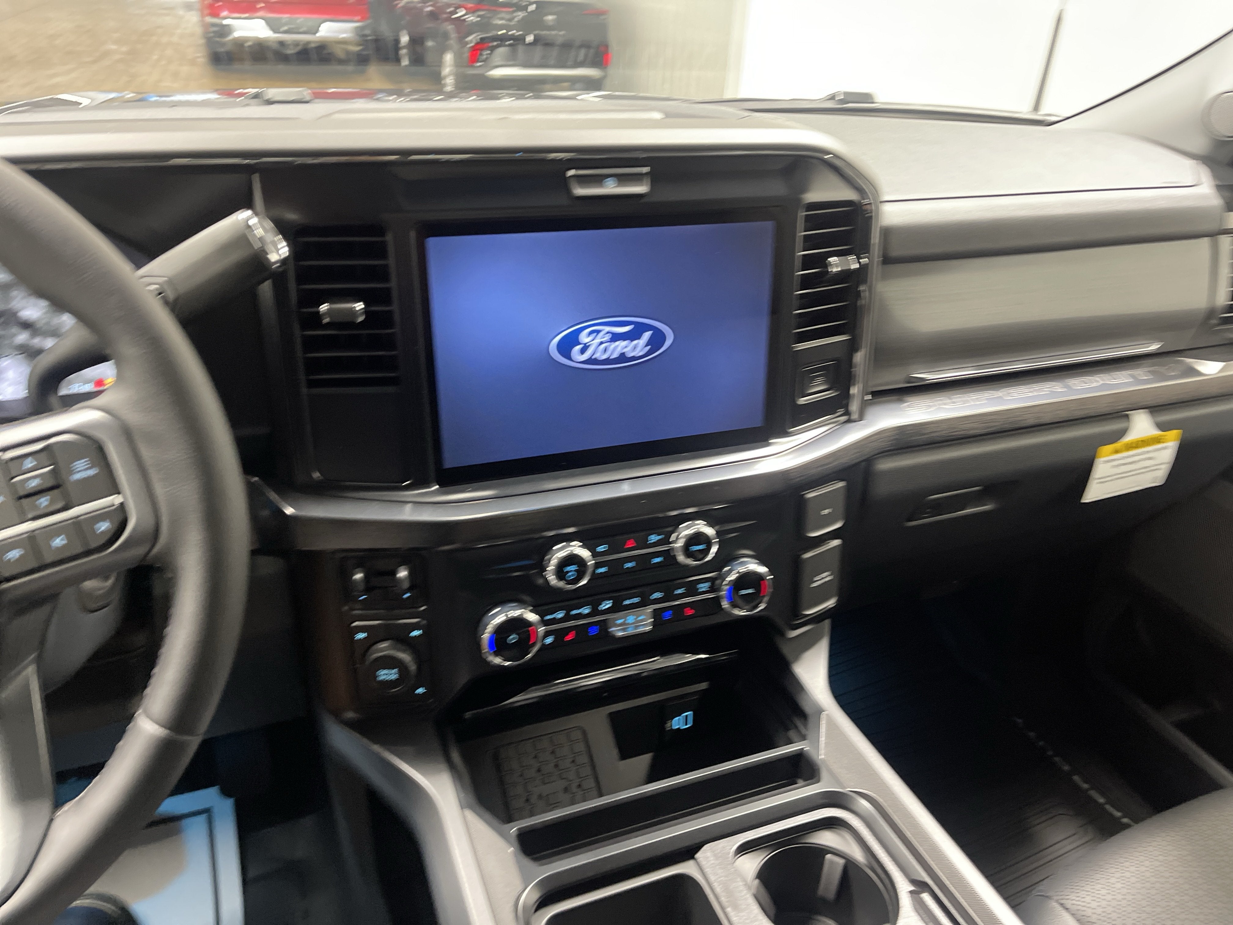 2026 Ford Super Duty F-350 DRW LARIAT