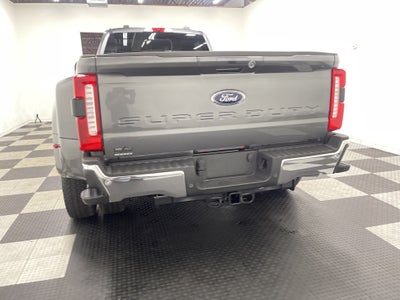 2026 Ford Super Duty F-350 DRW LARIAT