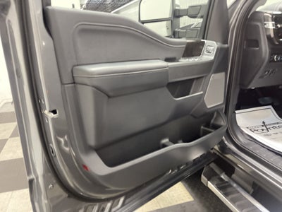 2026 Ford Super Duty F-350 DRW LARIAT