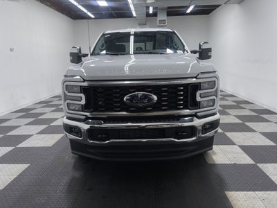 2026 Ford Super Duty F-350 DRW LARIAT