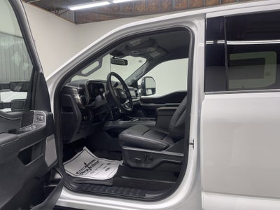 2026 Ford Super Duty F-350 DRW LARIAT