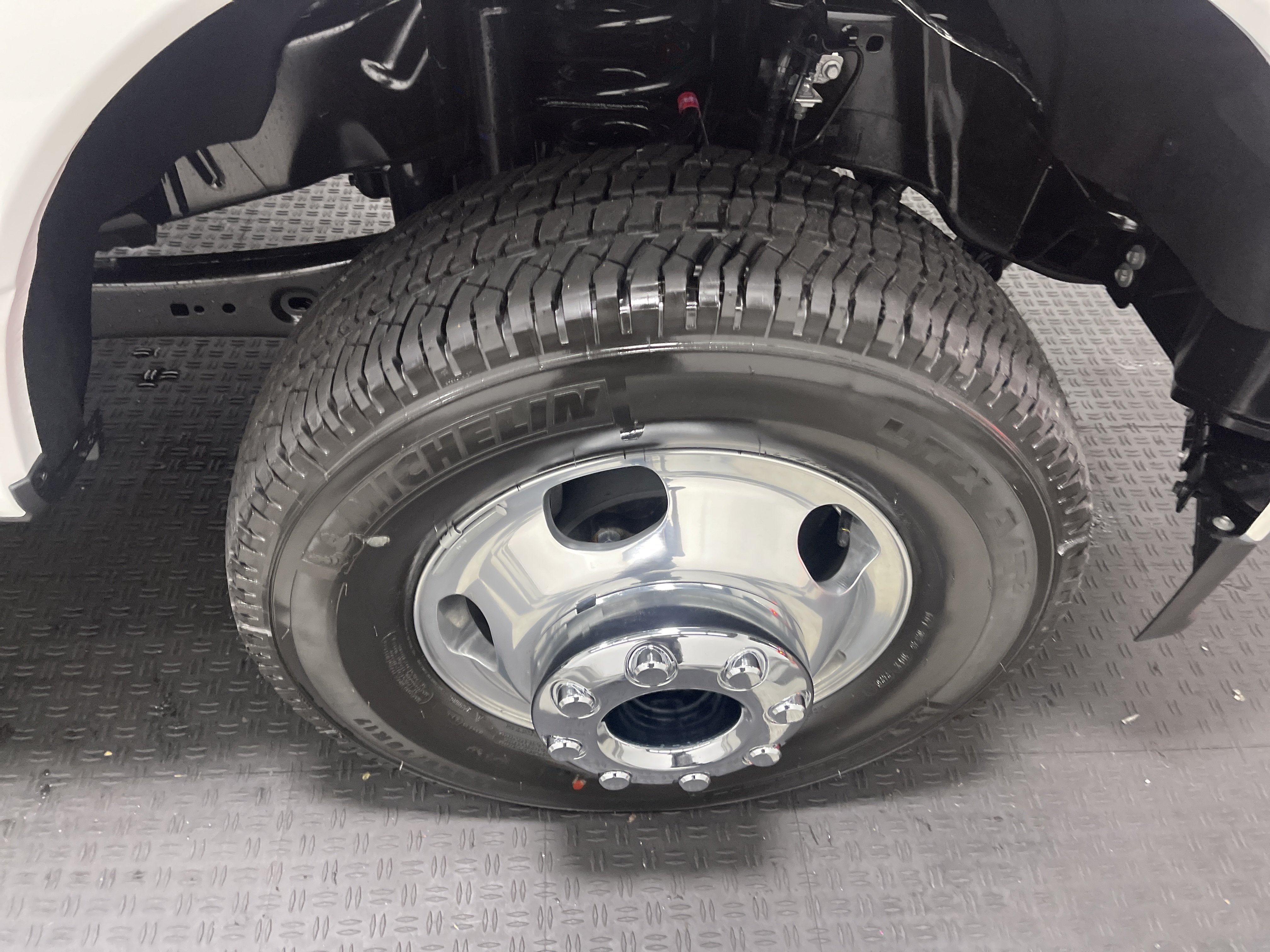 2026 Ford Super Duty F-350 DRW LARIAT