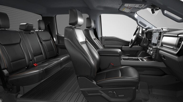 2026 Ford Super Duty F-350 DRW LARIAT