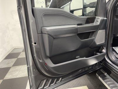 2026 Ford Super Duty F-350 DRW LARIAT