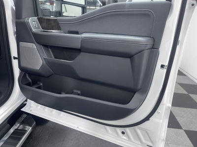 2026 Ford Super Duty F-350 DRW LARIAT