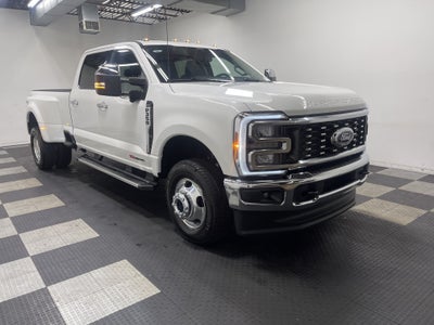 2026 Ford Super Duty F-350 DRW LARIAT