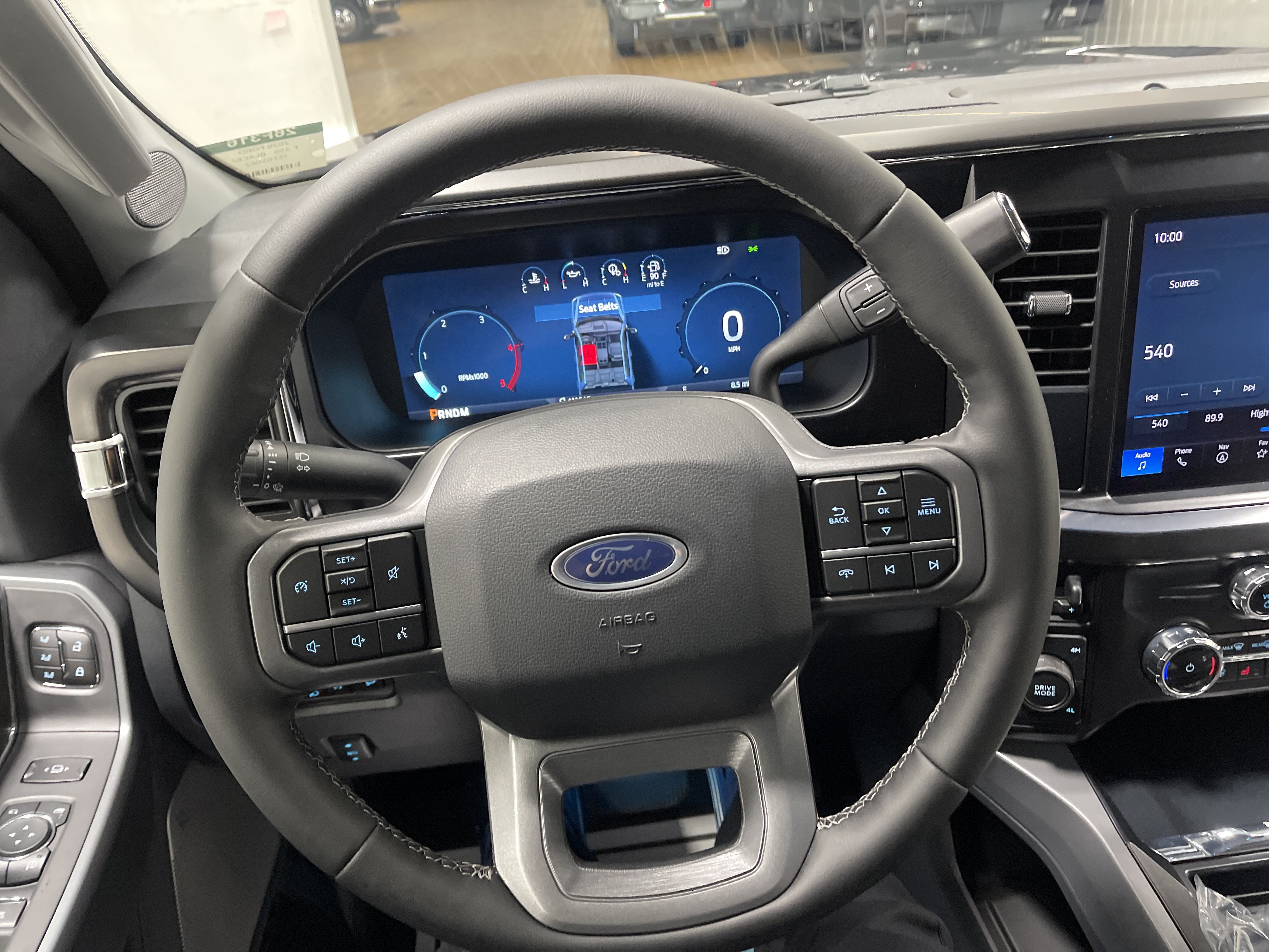 2026 Ford Super Duty F-350 DRW LARIAT