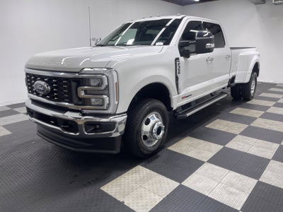 2026 Ford Super Duty F-350 DRW LARIAT