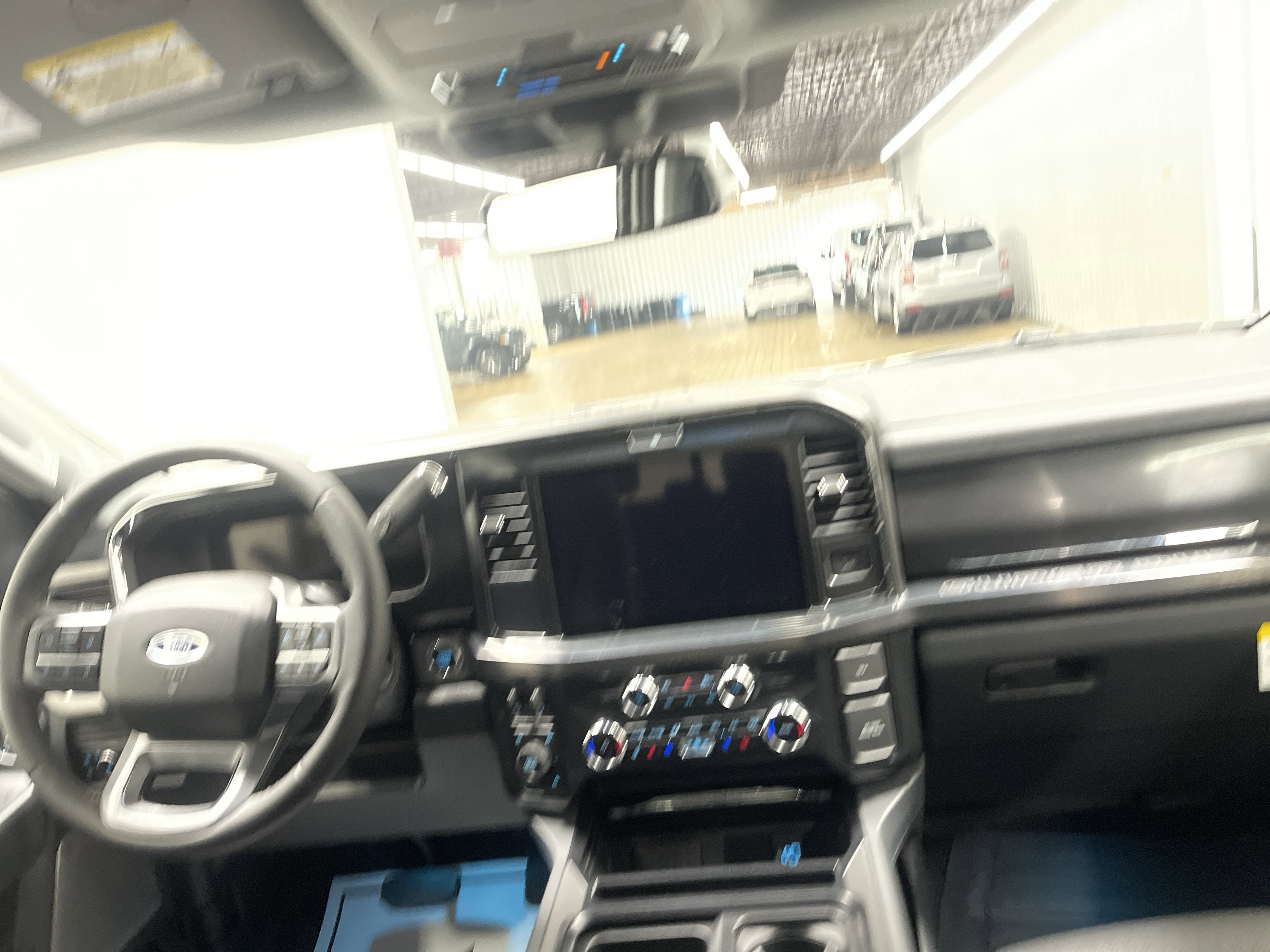 2026 Ford Super Duty F-350 DRW LARIAT