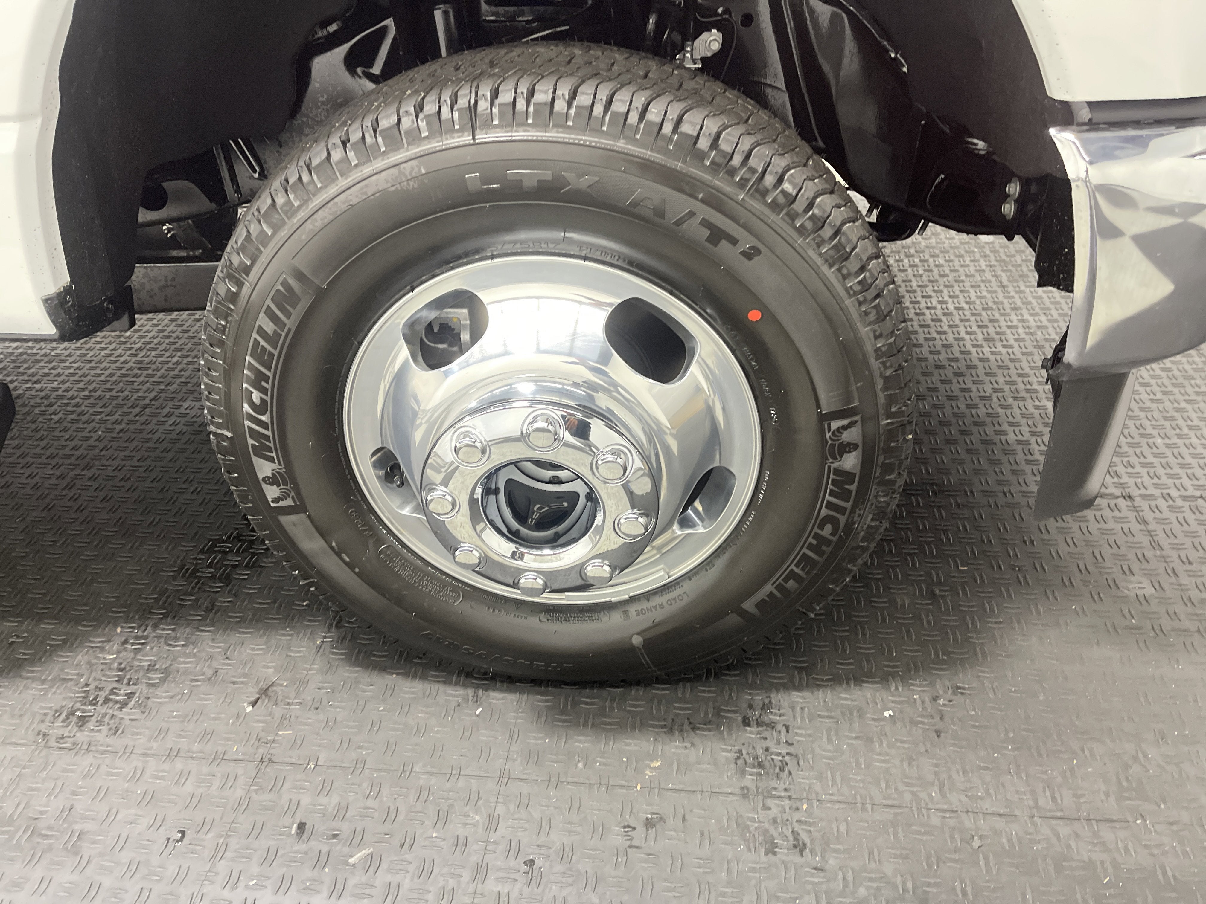 2026 Ford Super Duty F-350 DRW LARIAT