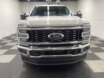 2026 Ford Super Duty F-350 DRW LARIAT