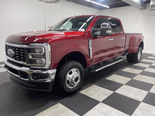 2026 Ford Super Duty F-350 DRW LARIAT