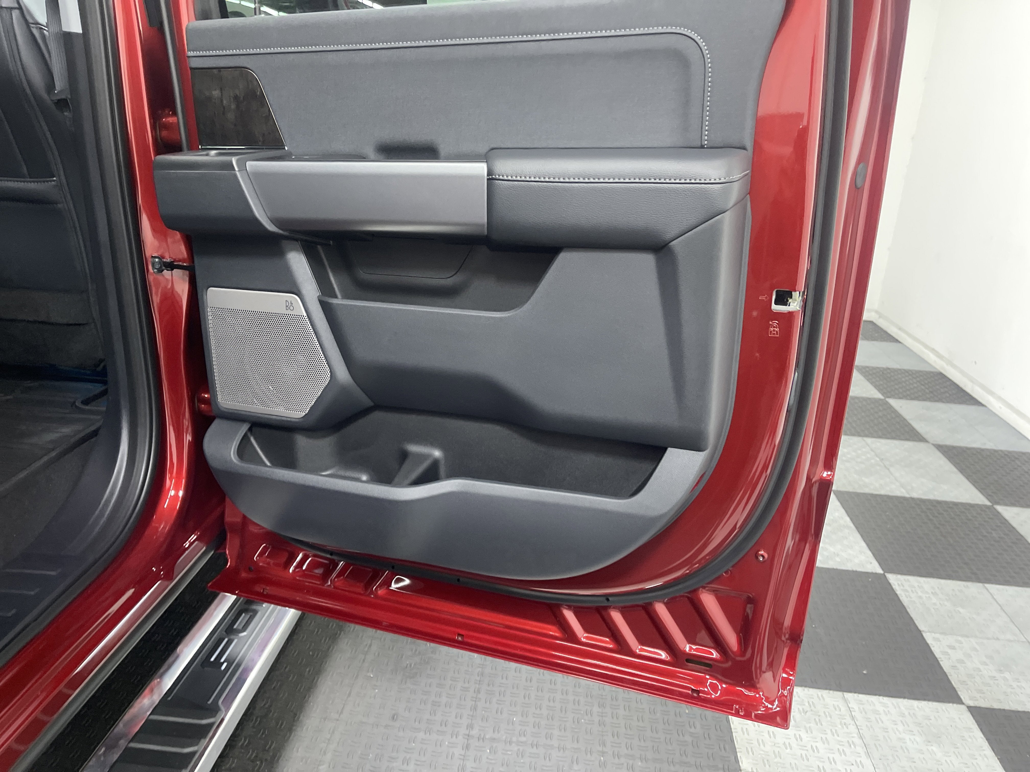 2026 Ford Super Duty F-350 DRW LARIAT