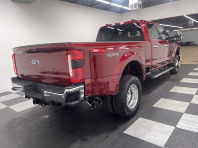 2026 Ford Super Duty F-350 DRW LARIAT