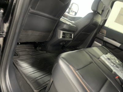 2026 Ford Super Duty F-350 DRW LARIAT