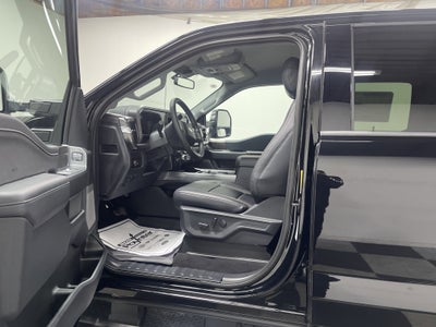 2026 Ford Super Duty F-350 DRW LARIAT