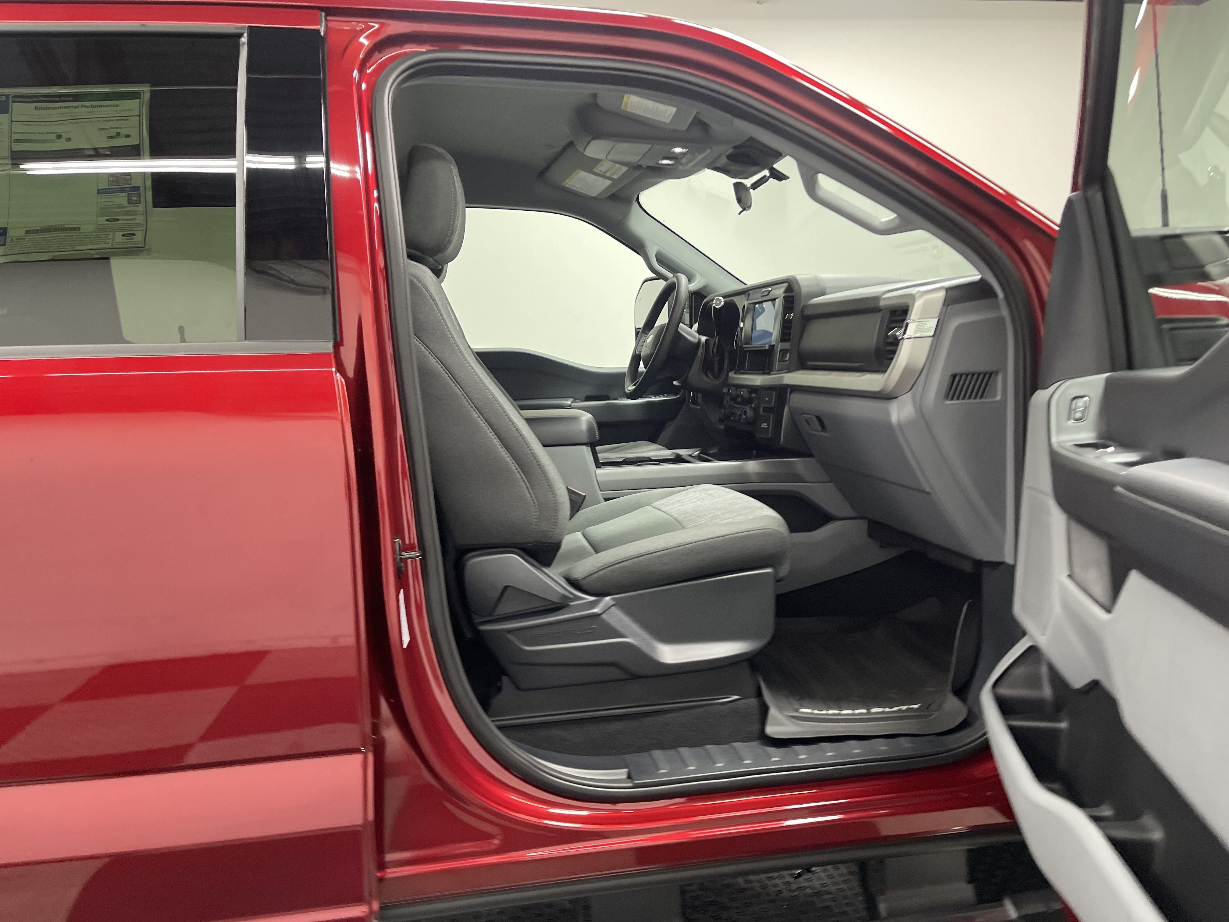 2026 Ford Super Duty F-350 DRW XLT