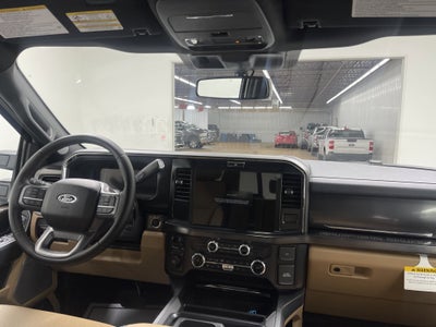 2026 Ford Super Duty F-350 DRW LARIAT