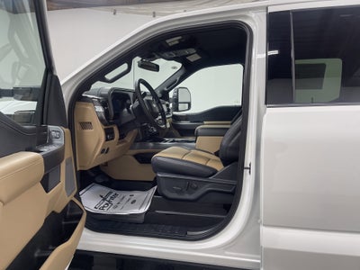 2026 Ford Super Duty F-350 DRW LARIAT