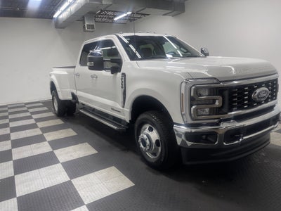 2026 Ford Super Duty F-350 DRW LARIAT