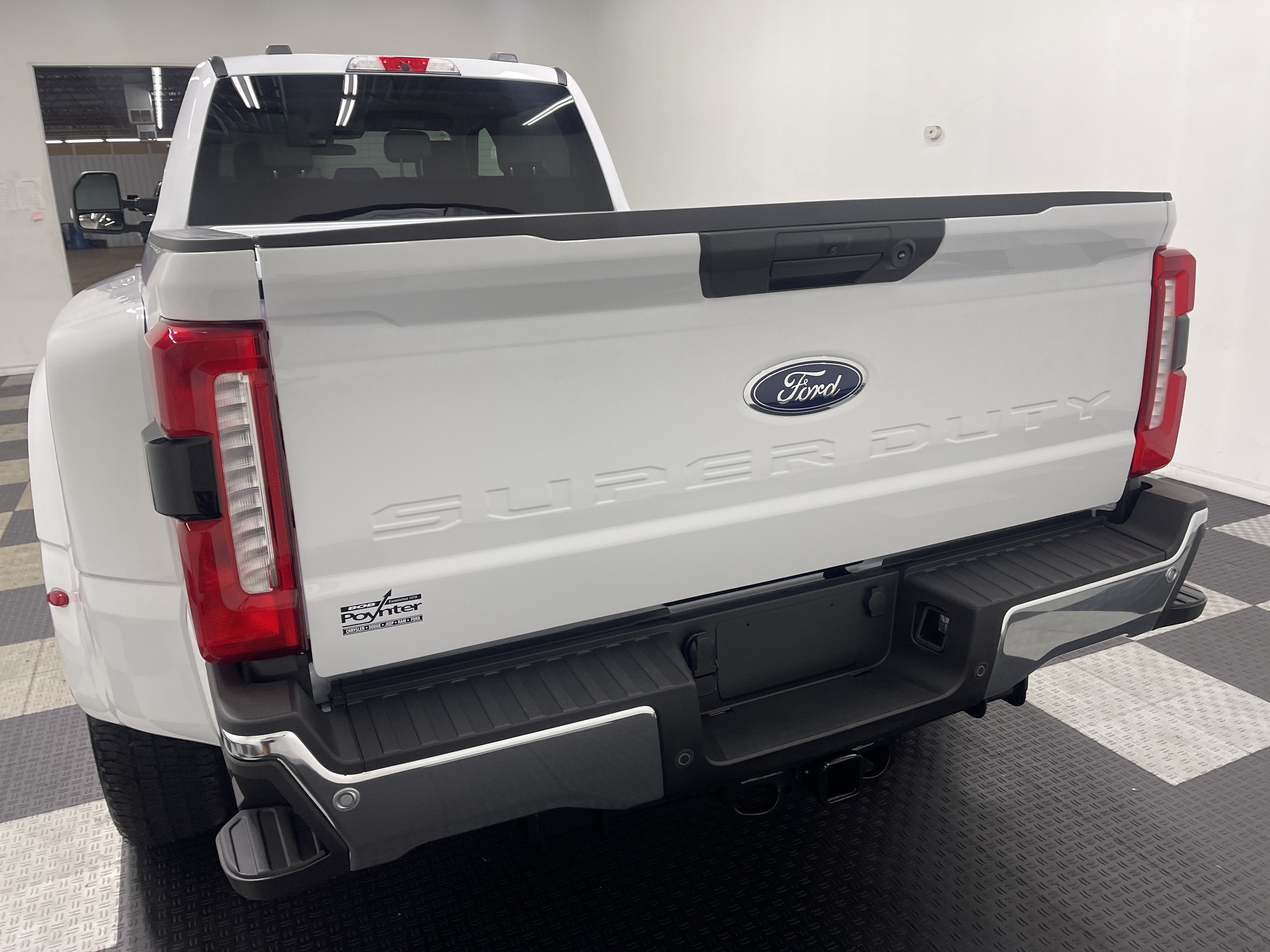 2026 Ford Super Duty F-350 DRW XLT
