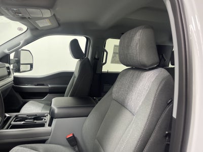 2026 Ford Super Duty F-350 DRW XLT