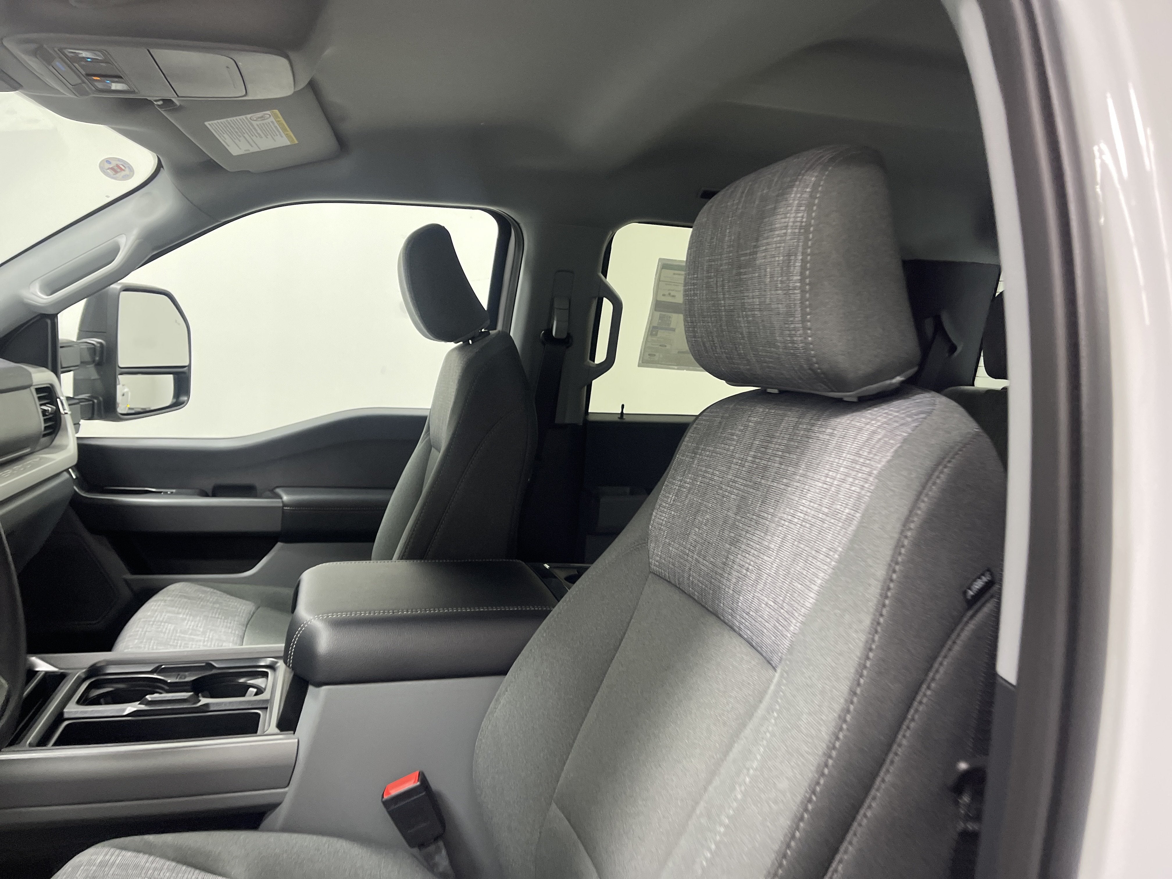 2026 Ford Super Duty F-350 DRW XLT