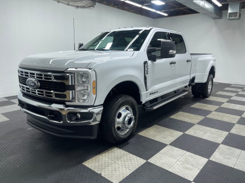 2026 Ford Super Duty F-350 DRW XLT