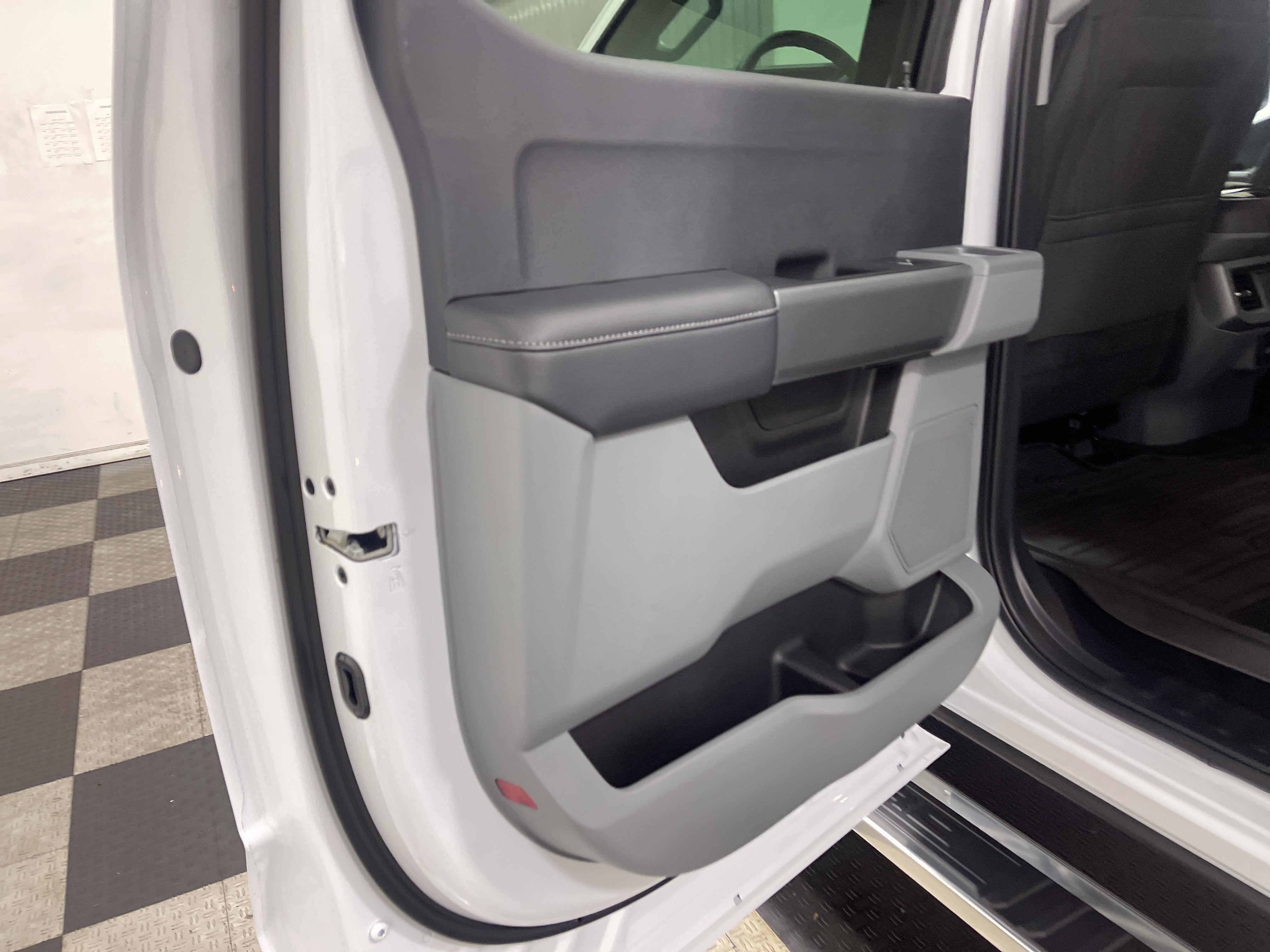 2026 Ford Super Duty F-350 DRW XLT