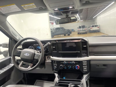 2026 Ford Super Duty F-350 DRW XLT