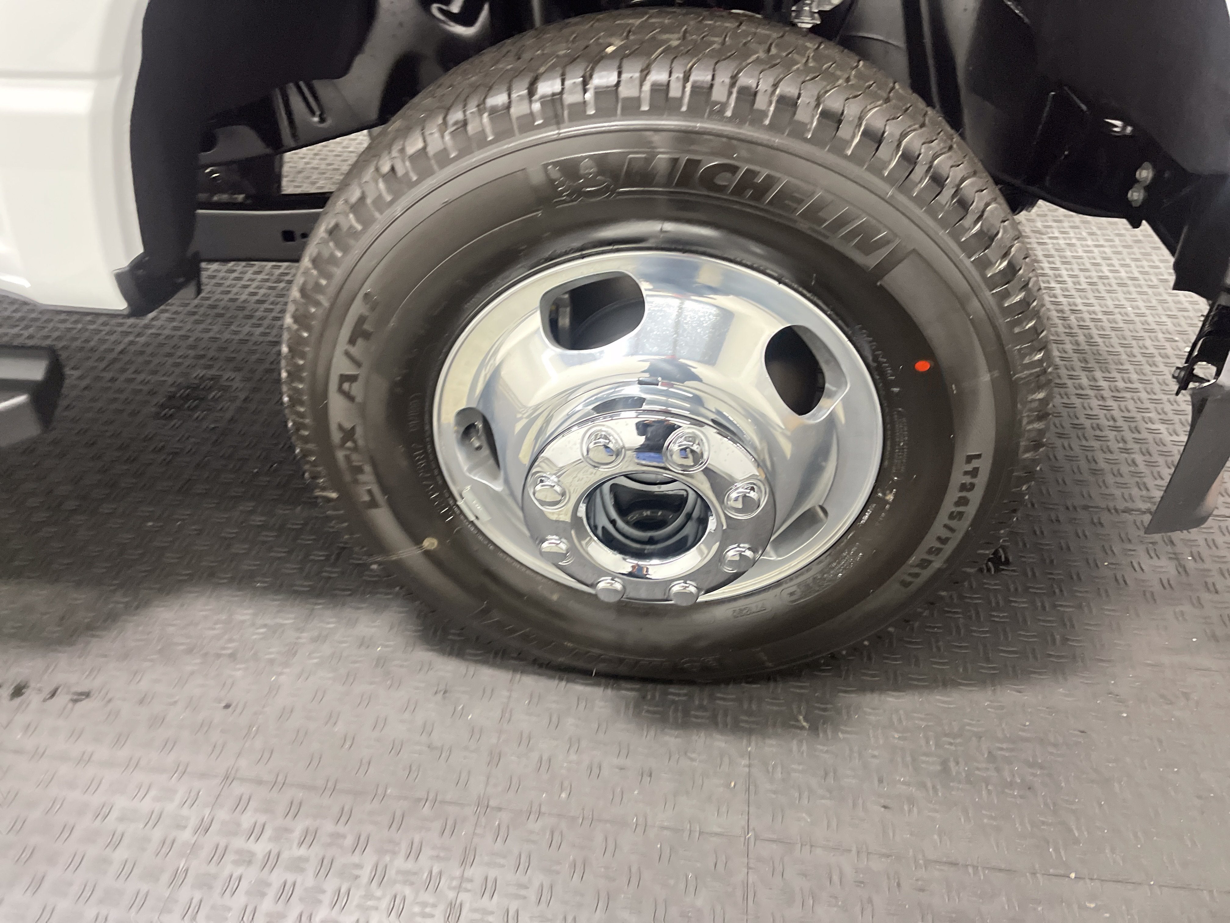 2026 Ford Super Duty F-350 DRW XLT