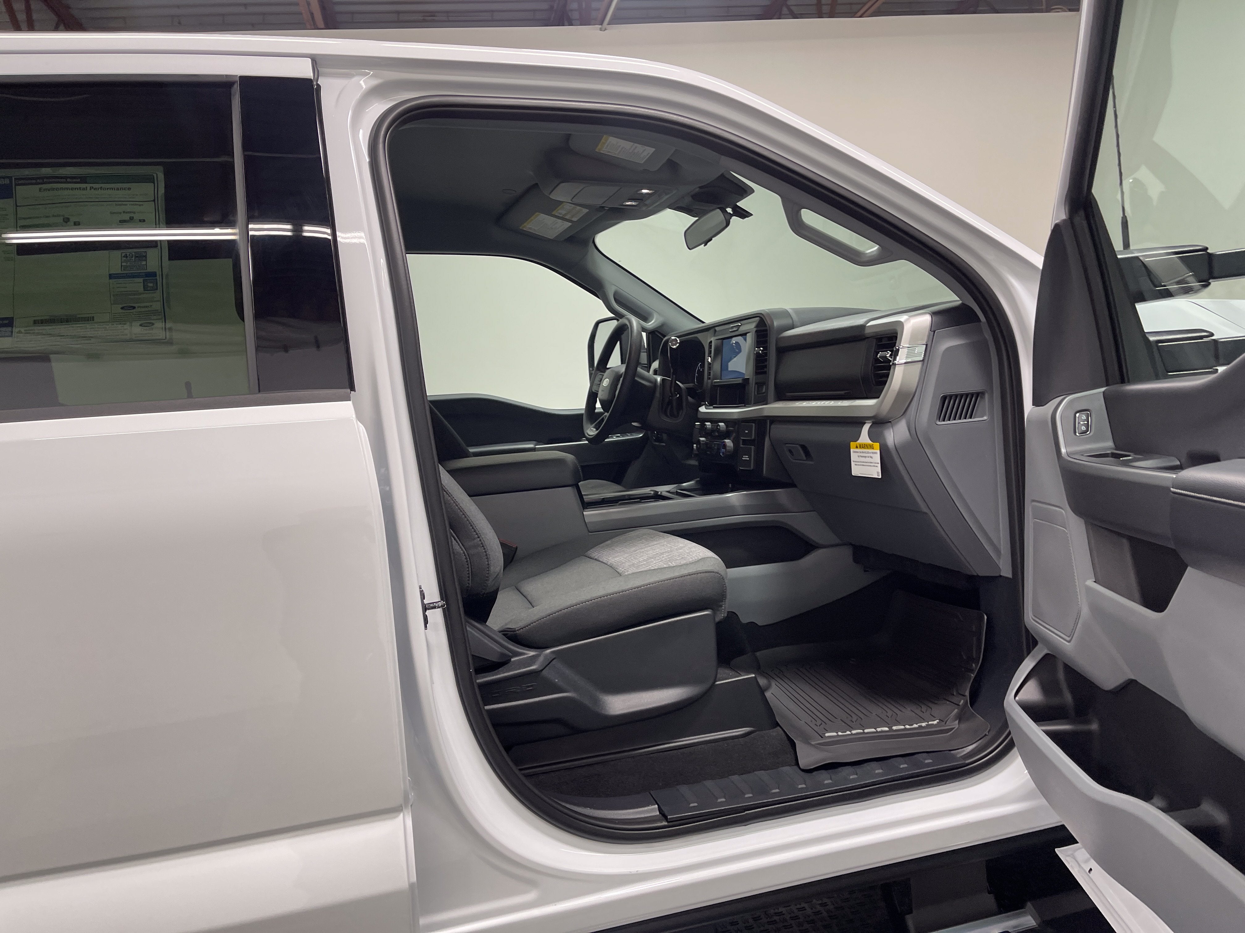 2026 Ford Super Duty F-350 DRW XLT