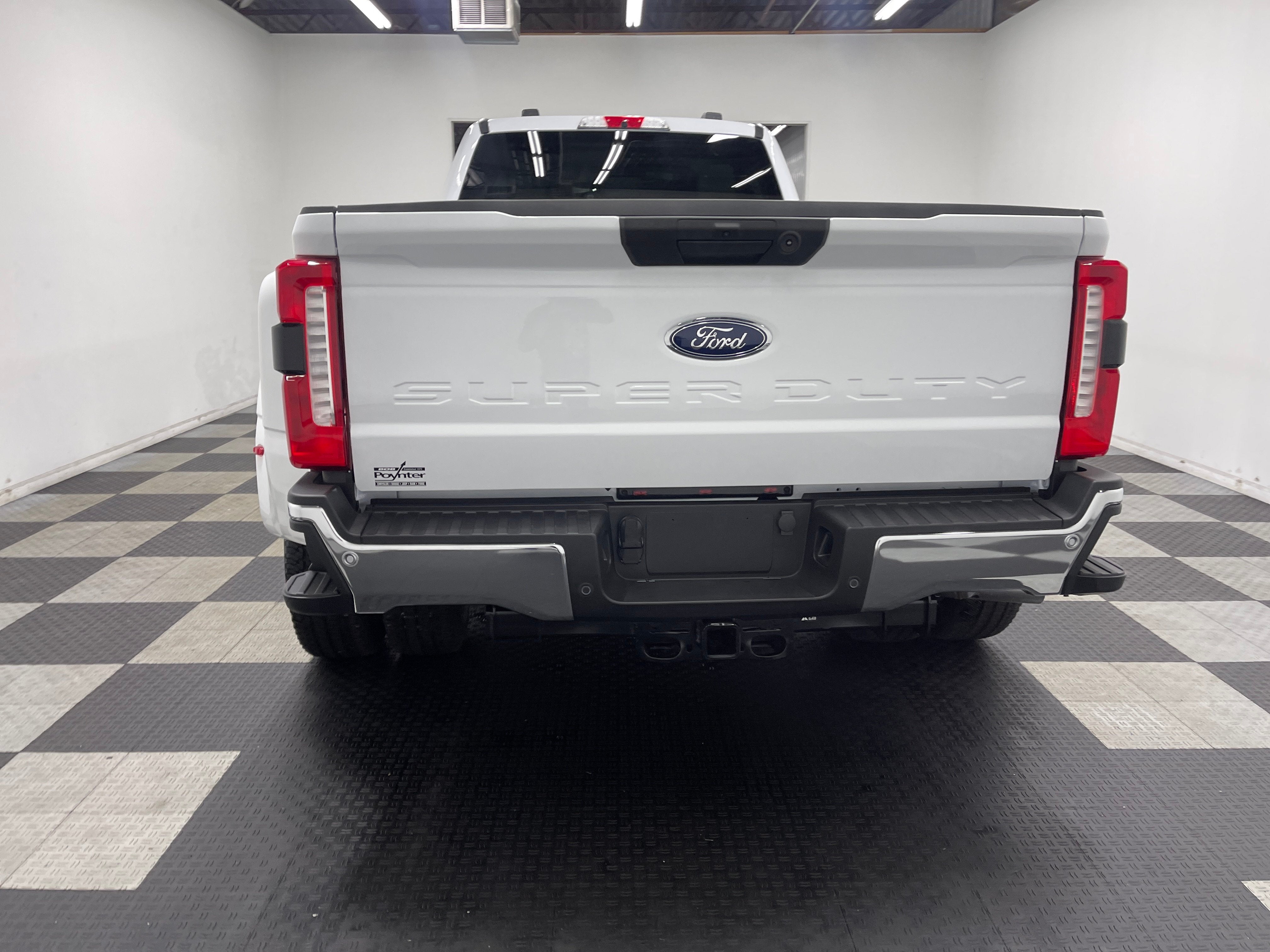 2026 Ford Super Duty F-350 DRW XLT
