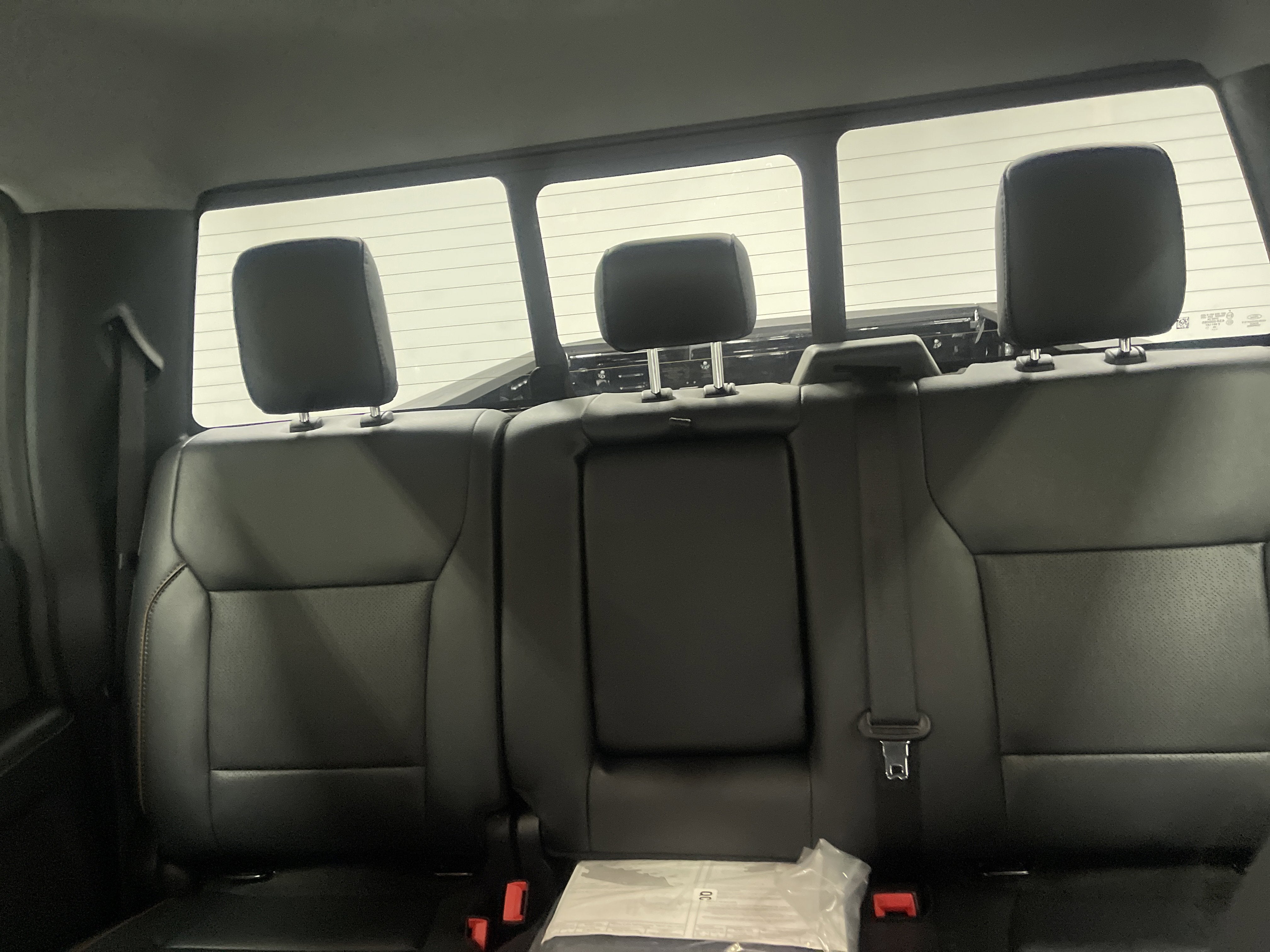 2026 Ford Super Duty F-350 DRW LARIAT