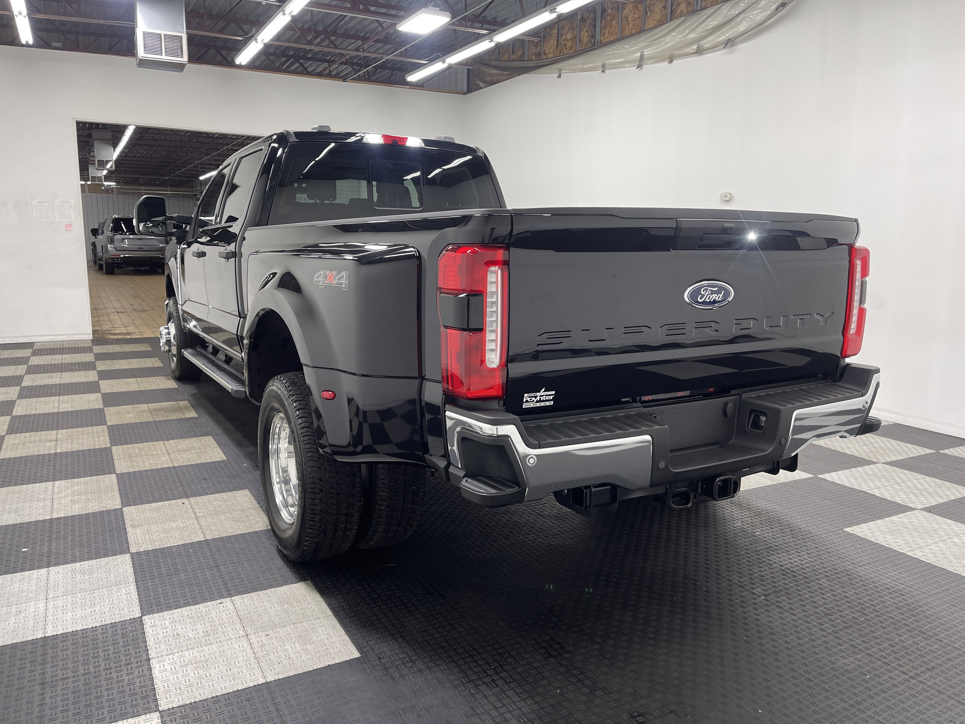 2026 Ford Super Duty F-350 DRW XLT
