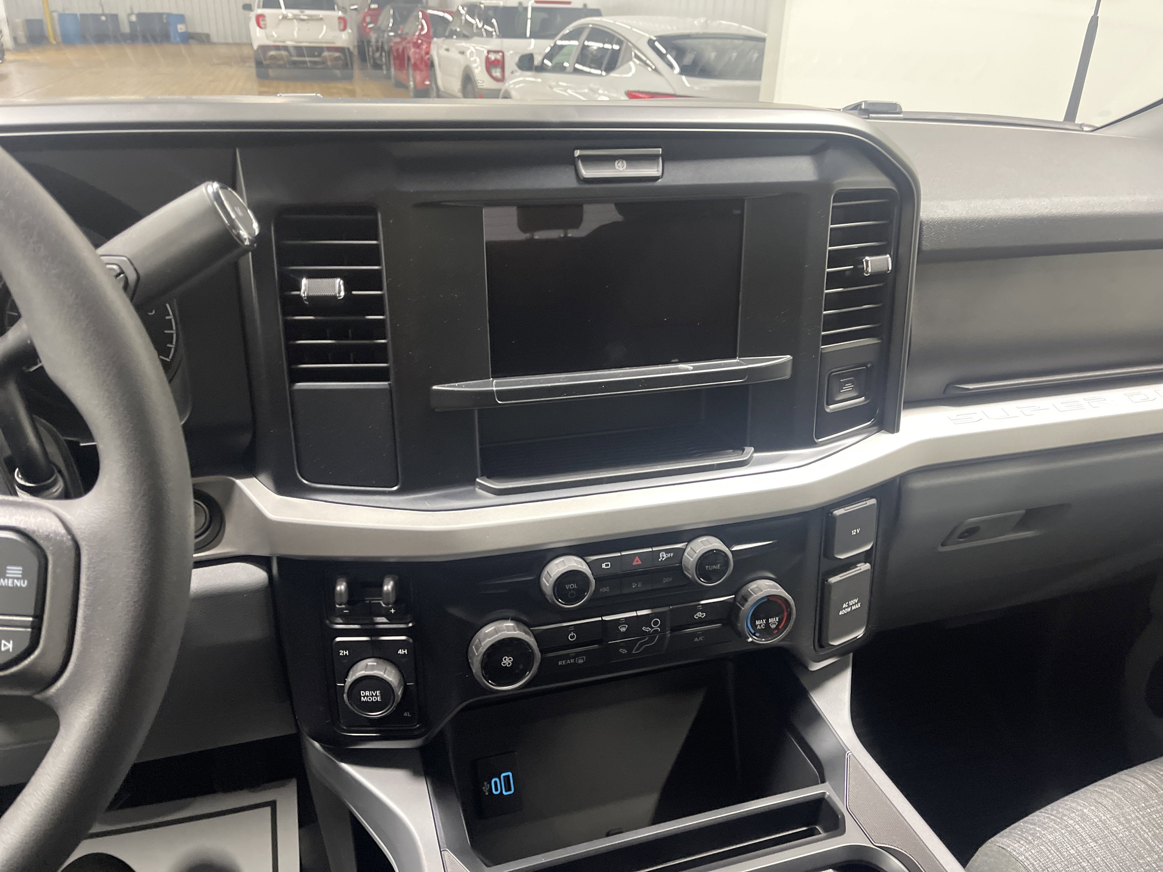 2026 Ford Super Duty F-350 DRW XLT