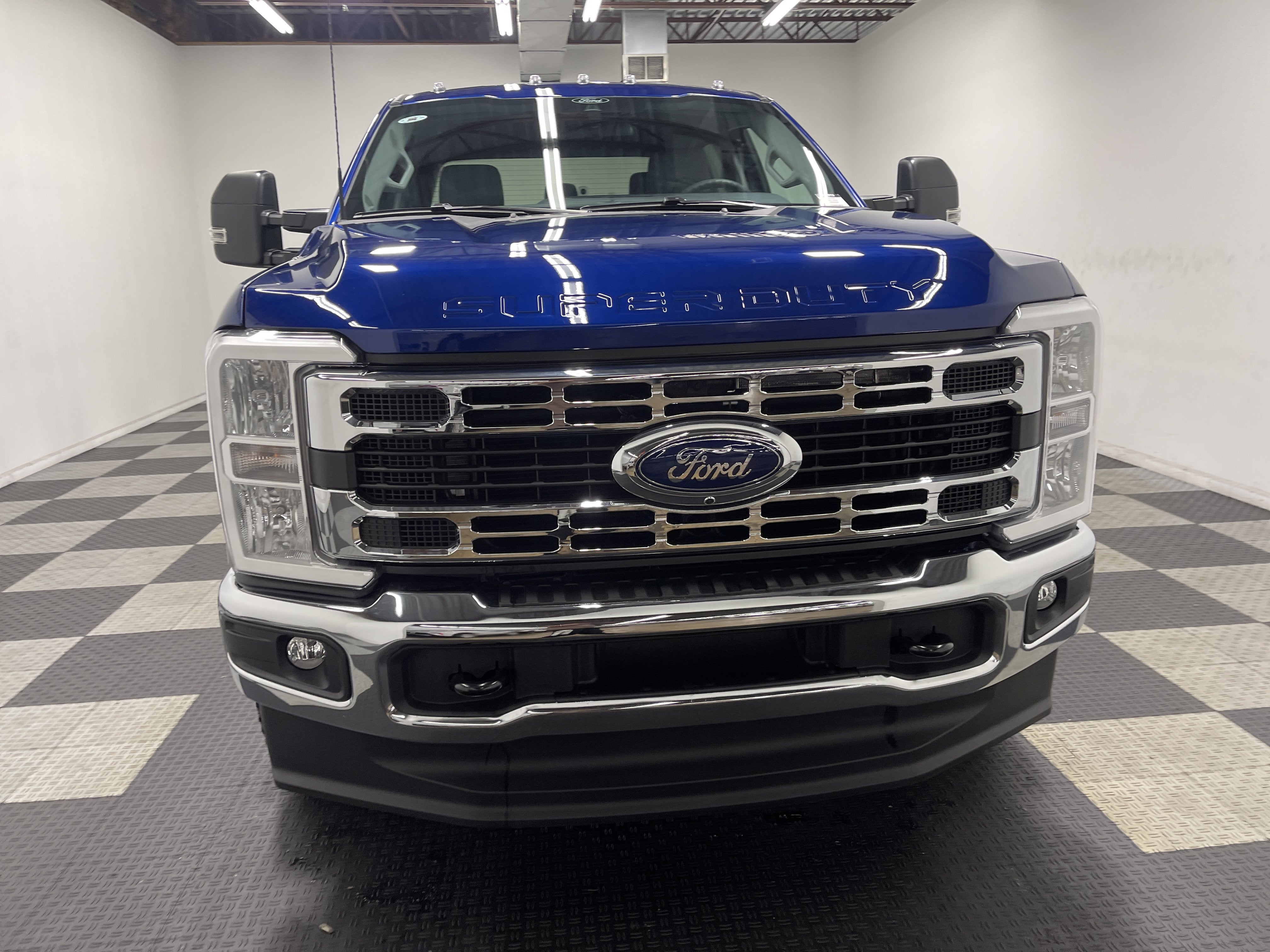 2026 Ford Super Duty F-350 DRW XLT