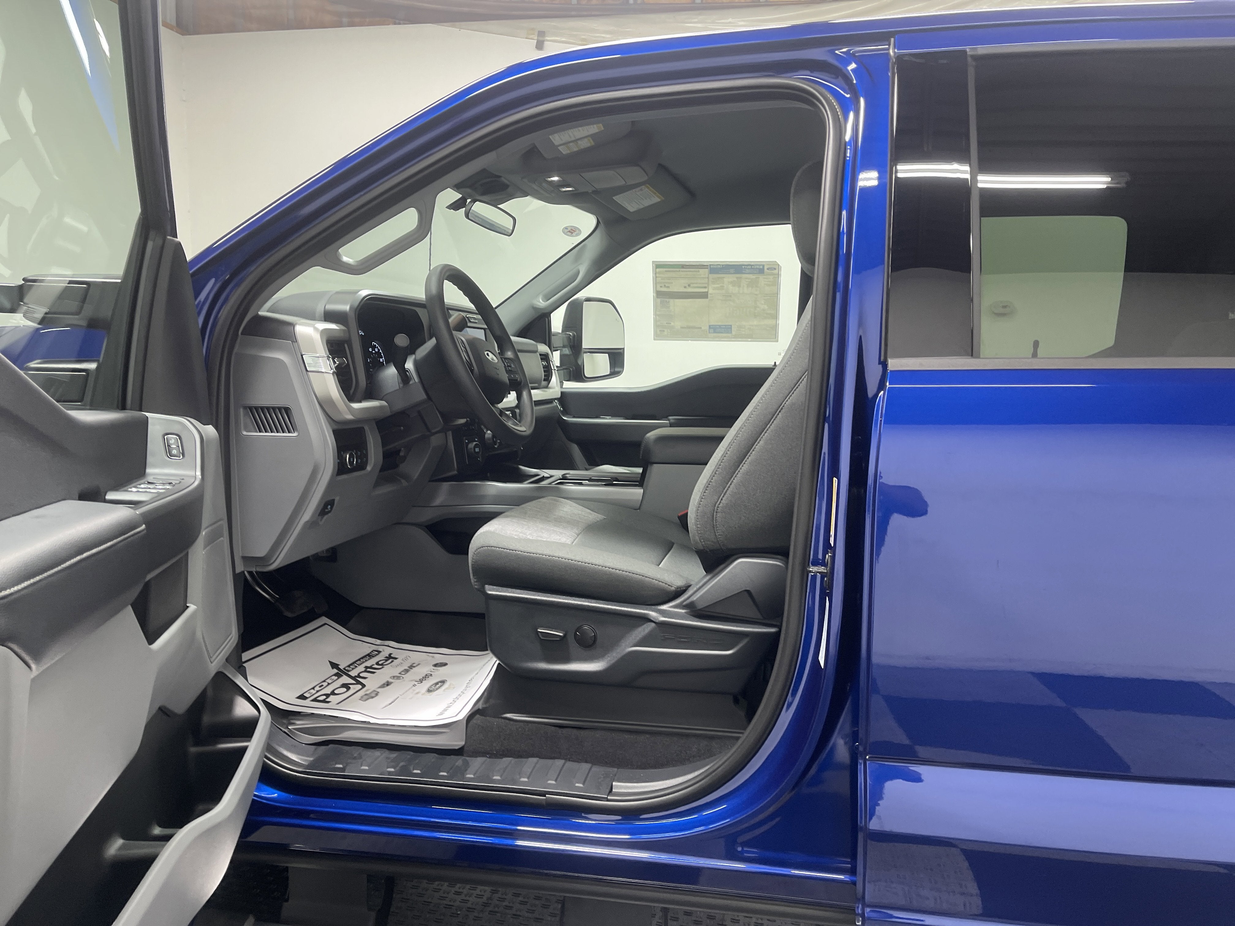 2026 Ford Super Duty F-350 DRW XLT