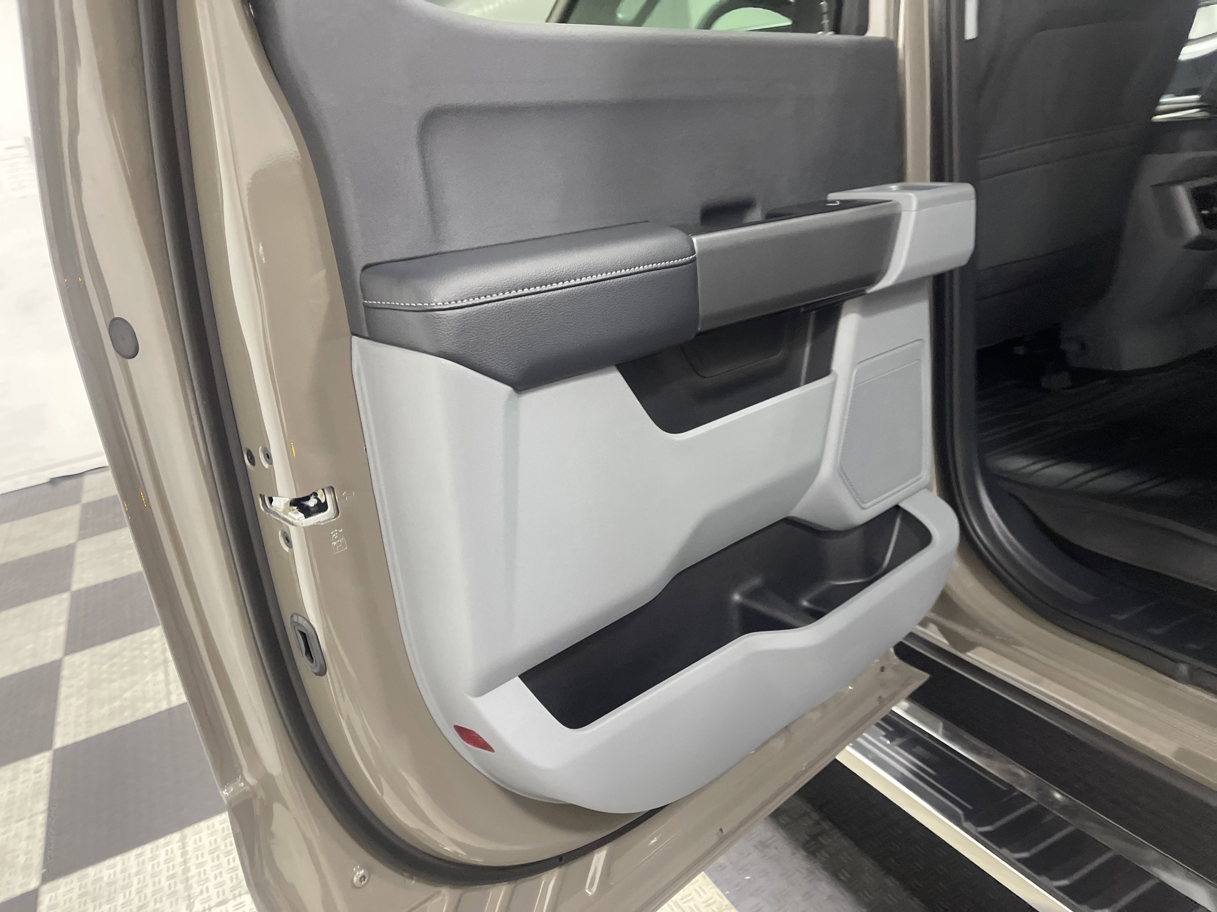 2026 Ford Super Duty F-350 DRW XLT