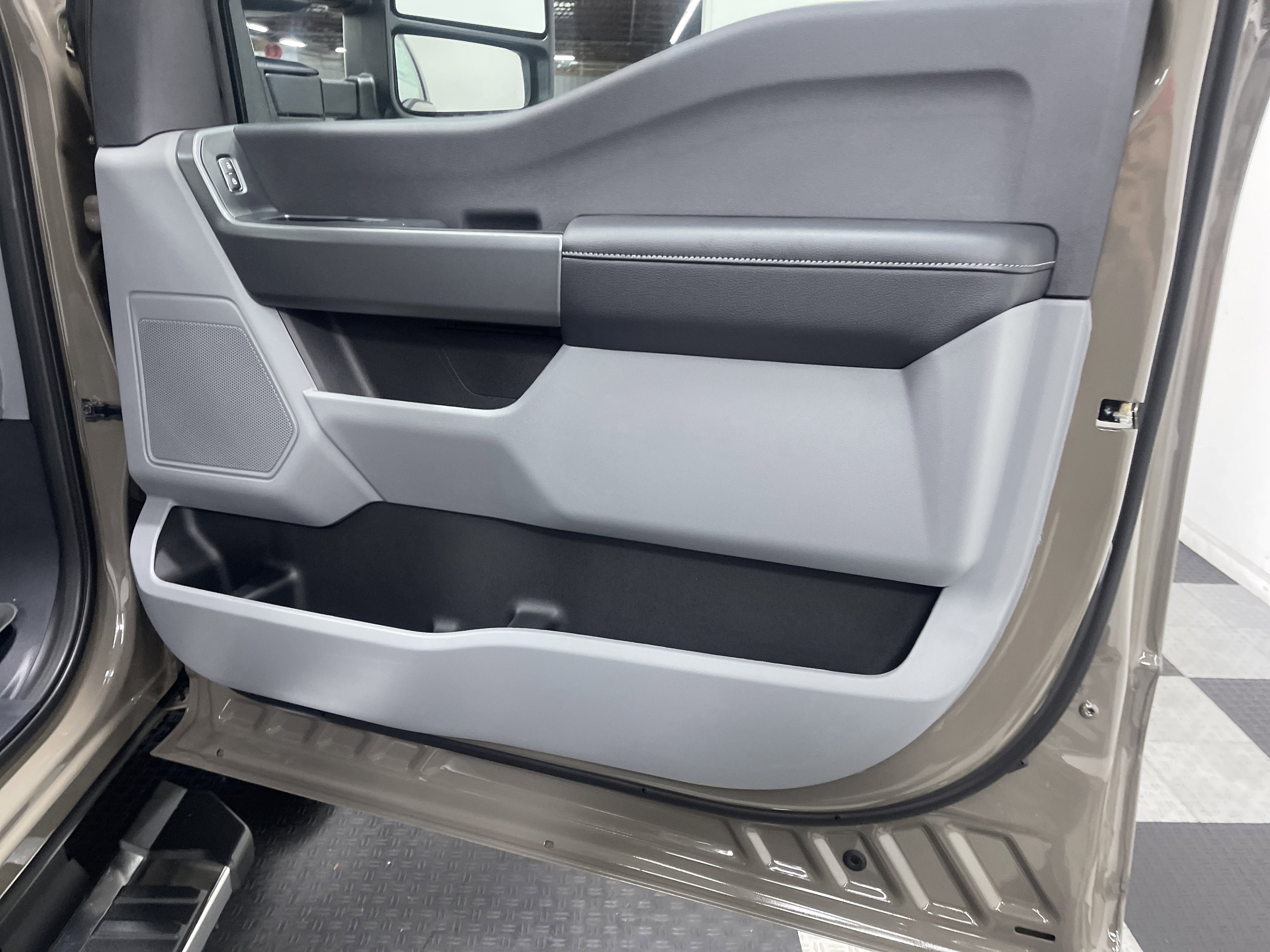 2026 Ford Super Duty F-350 DRW XLT