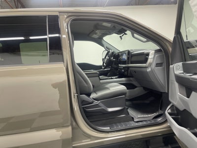 2026 Ford Super Duty F-350 DRW XLT