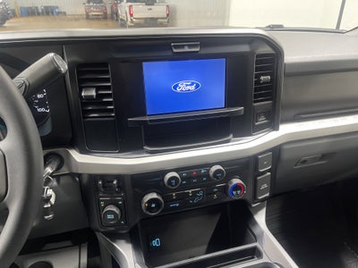 2026 Ford Super Duty F-350 DRW XLT