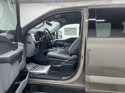 2026 Ford Super Duty F-350 DRW XLT