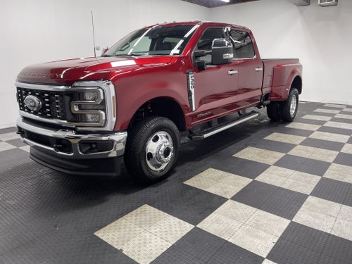 2026 Ford Super Duty F-350 DRW LARIAT
