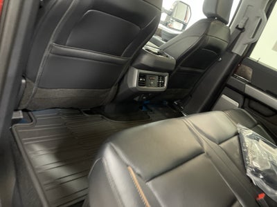 2026 Ford Super Duty F-350 DRW LARIAT
